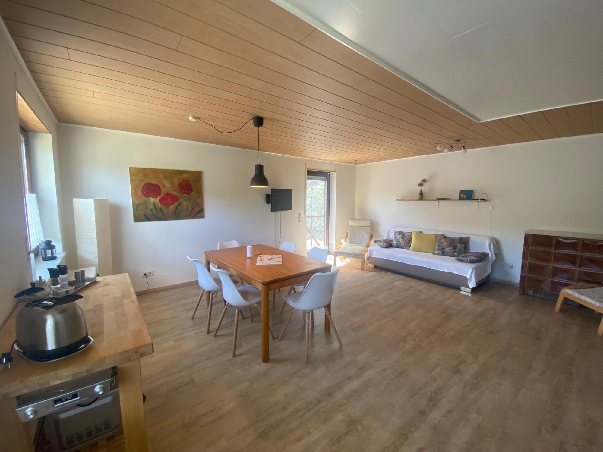 Haus Erika/ Fam. Frevel Apartment Kattenes Exterior photo